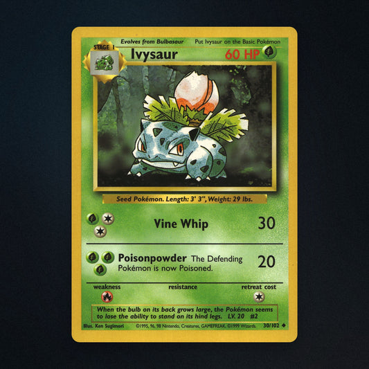 Ivysaur Pokemon TCG 30/102 Base Lightly Played front